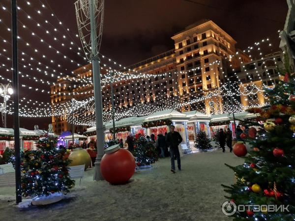 Площадь Манежная (Россия, Москва) фото